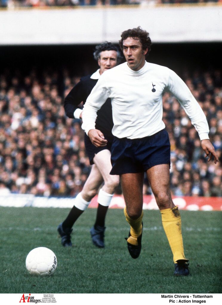 Chivers playing for Tottenham.