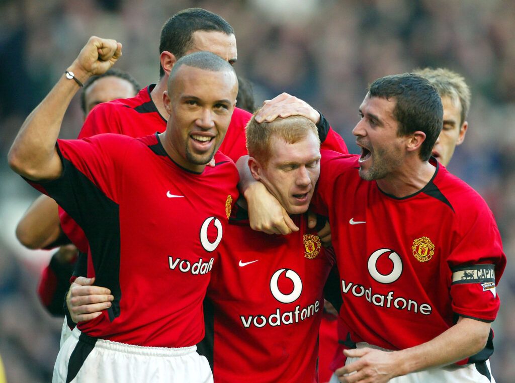 Mikael Silvestre has named his 'perfect XI' of former teammates & it's unreal. Roy Keane and Paul Scholes feature.