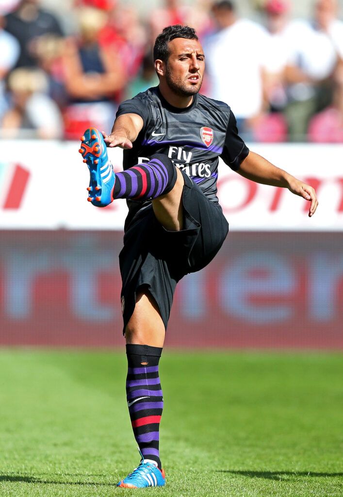 Cazorla warms up for Arsenal.