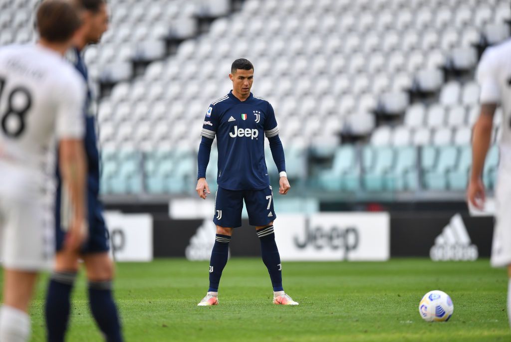 Cristiano Ronaldo takes a free-kick for Juventus