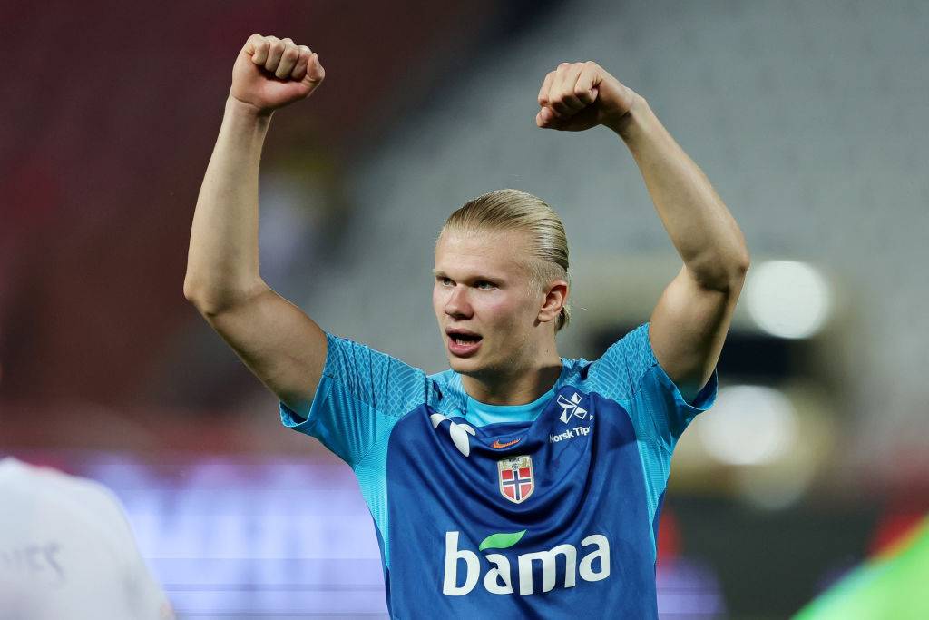 Erling Haaland is now the second best-paid striker in the Premier League