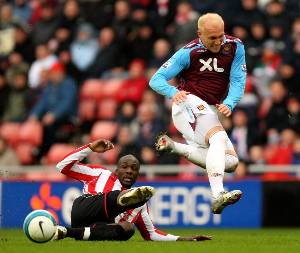 Dean Ashton fouled while playing for West Ham