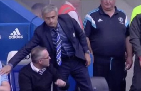 Jose Mourinho tried to shake Roy Keane's hand before the final whistle went in Chelsea 3-0 Aston Villa in 2014. Keane tore into Mourinho after the game.