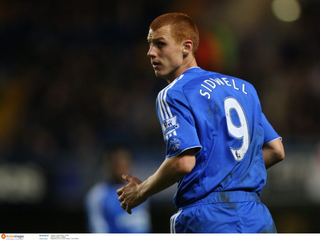 Sidwell as Chelsea's No. 9.
