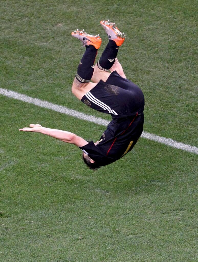 Klose scores at the World Cup.
