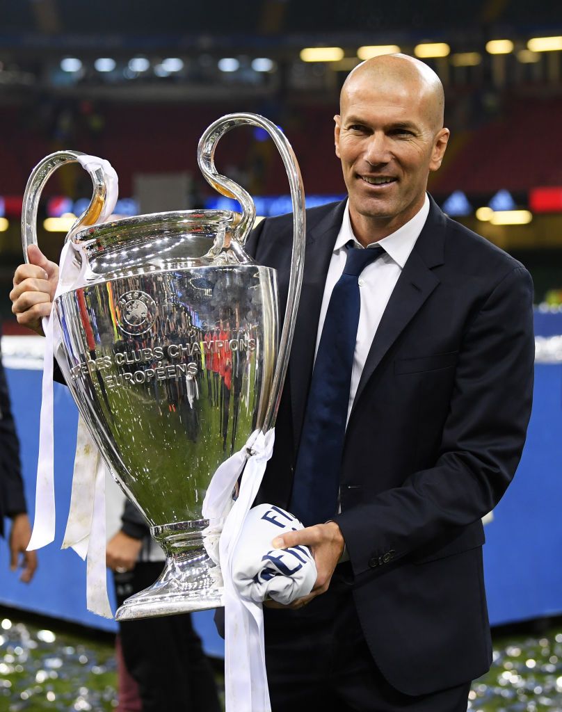 Zinedine Zidane with the Champions League trophy