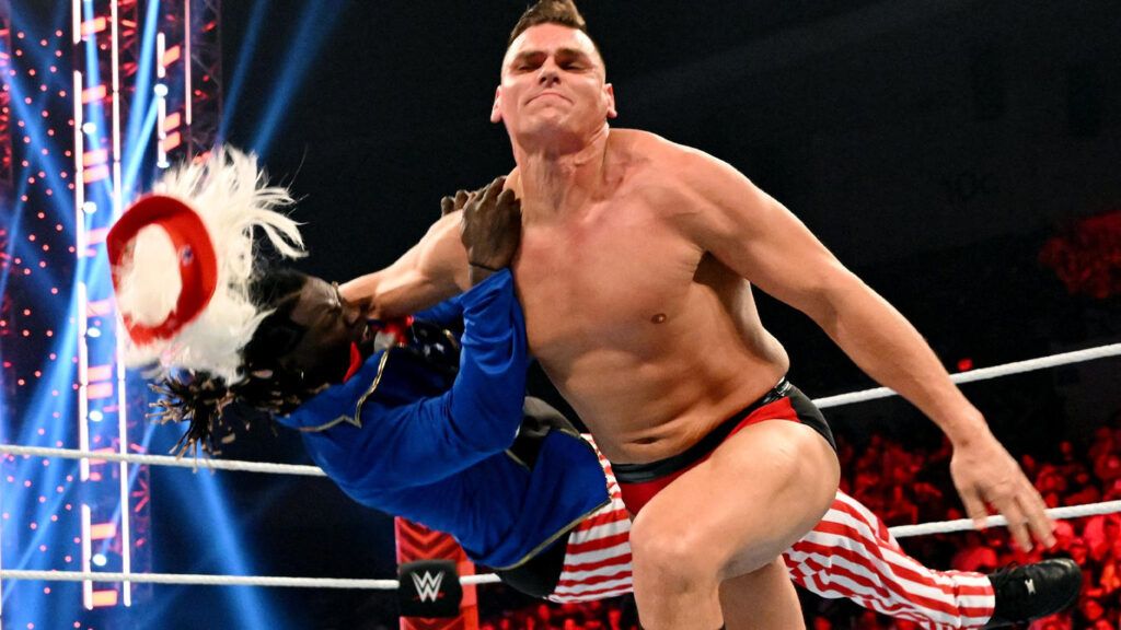 Gunther beat R-Truth on Monday Night Raw last night