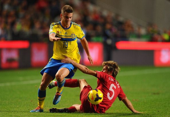 Portugal v Sweden - FIFA 2014 World Cup Qualifier: Play-off First Leg