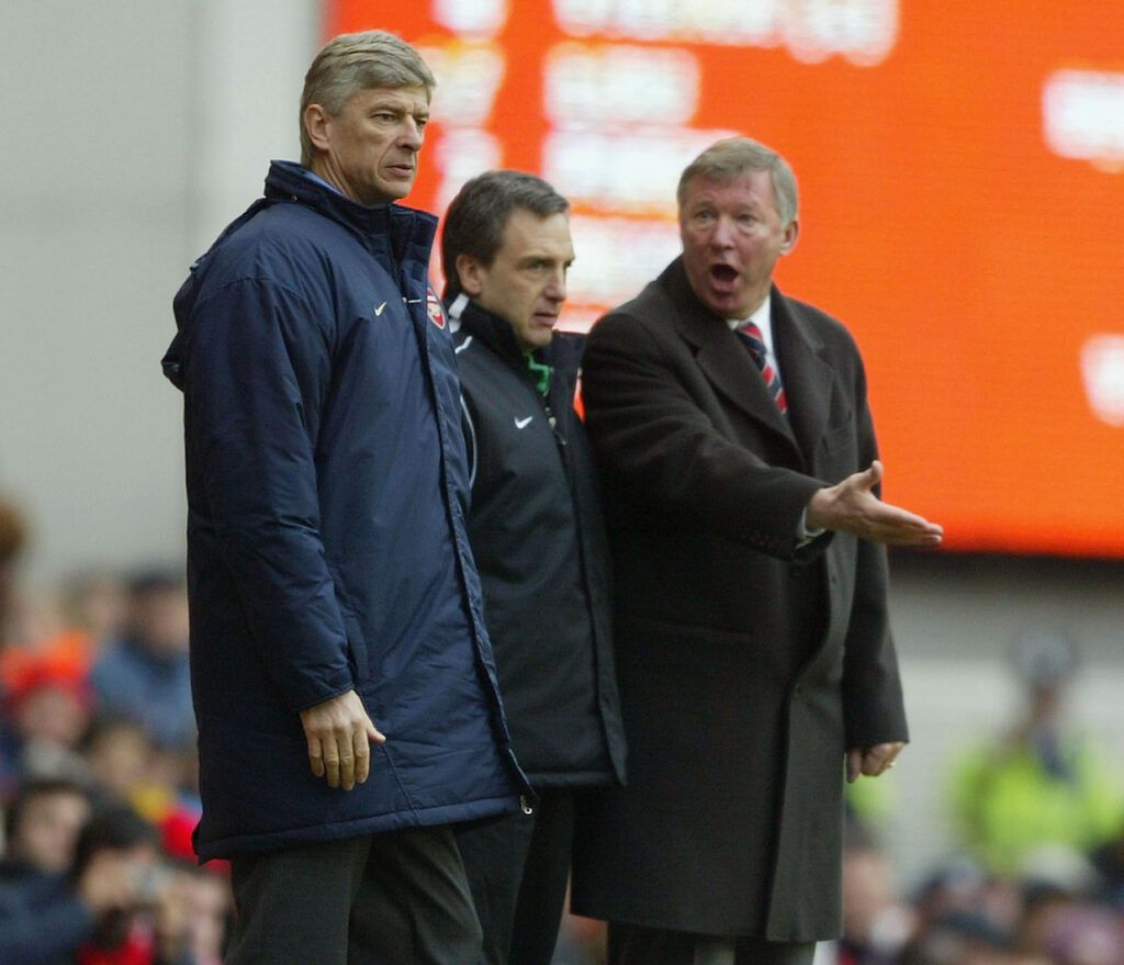 Sir Alex Ferguson and Arsene Wenger on the touchline in 2004