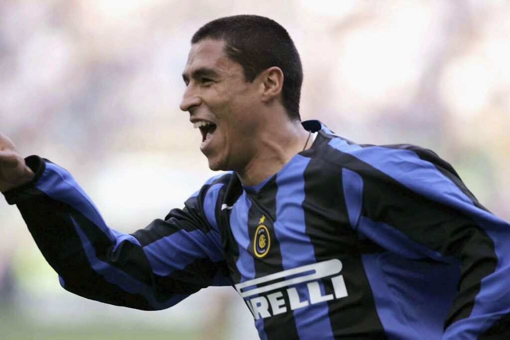 Ivan Cordoba of Inter Milan celebrates after scoring