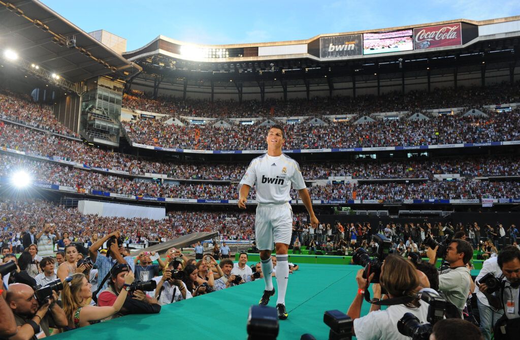 Cristiano Ronaldo unveiled as a Real Madrid player