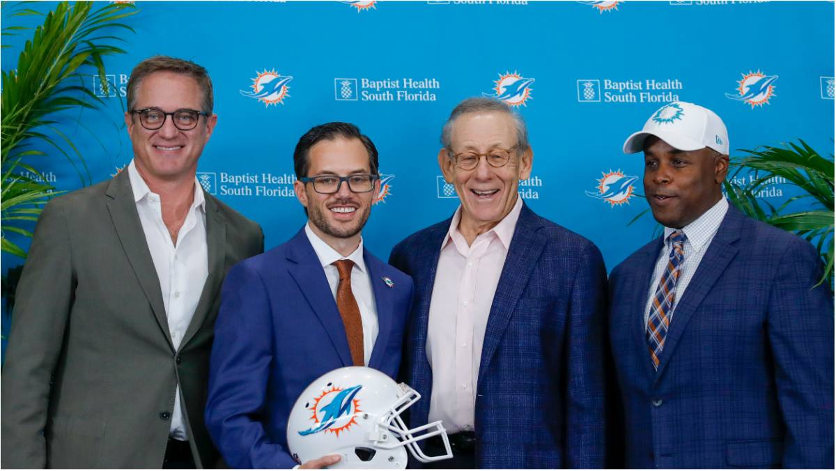 Miami Dolphins staff and head coach
