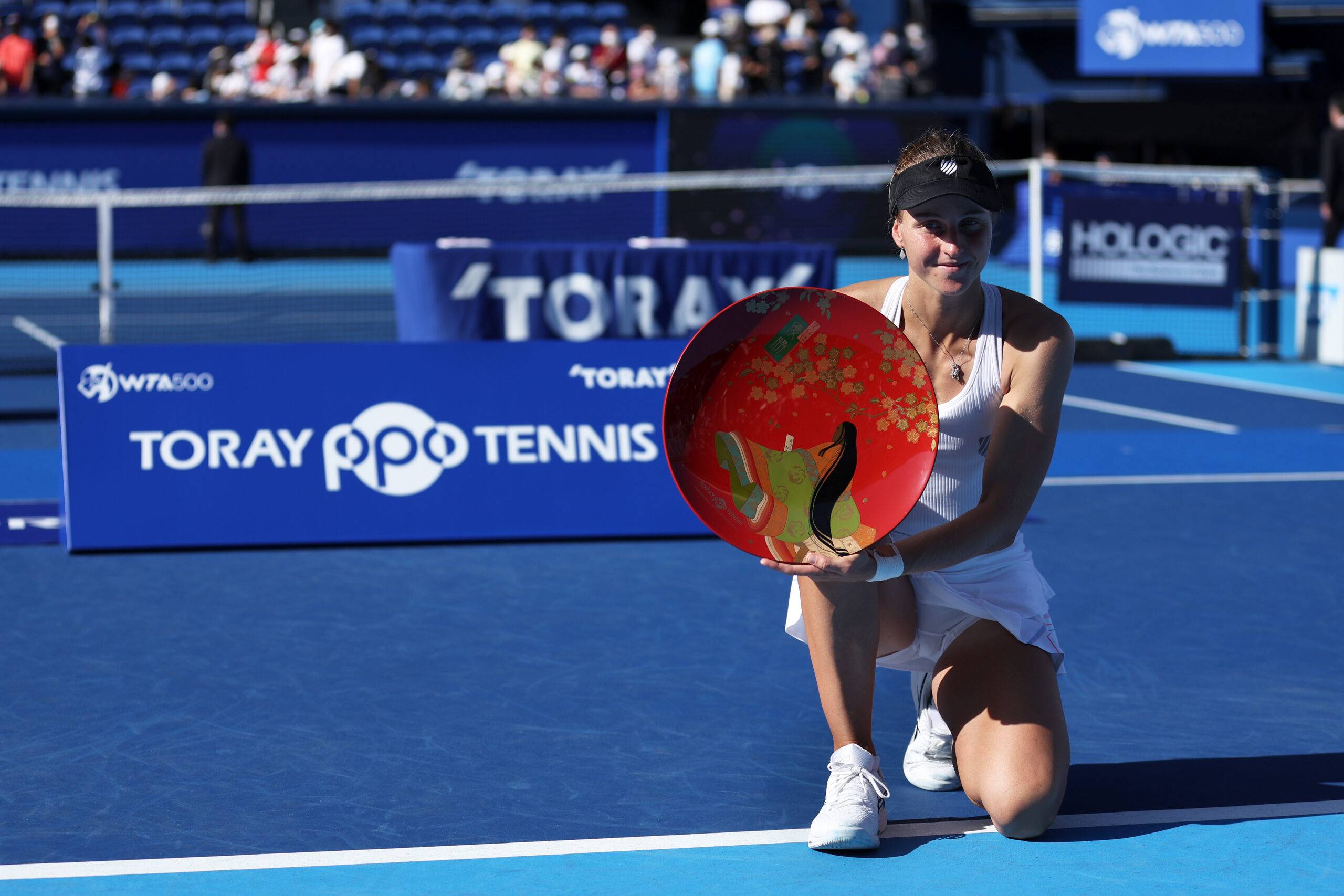 Samsonova wins Japan Open