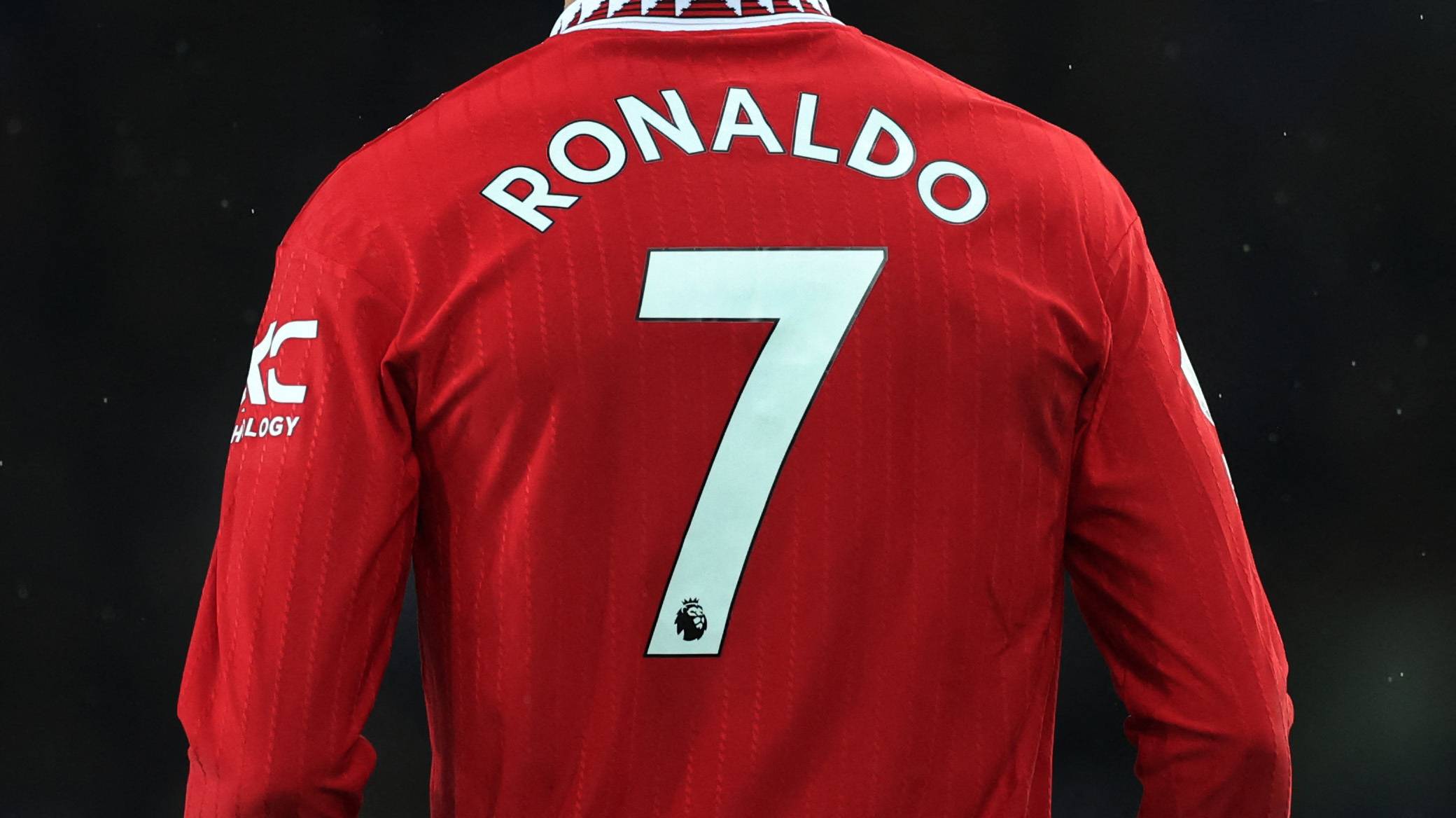 Ronaldo's No. 7 shirt.