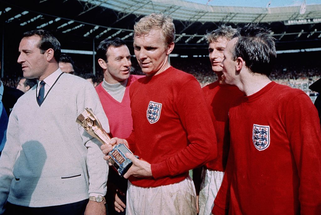Bobby Moore con la Copa del Mundo de 1966
