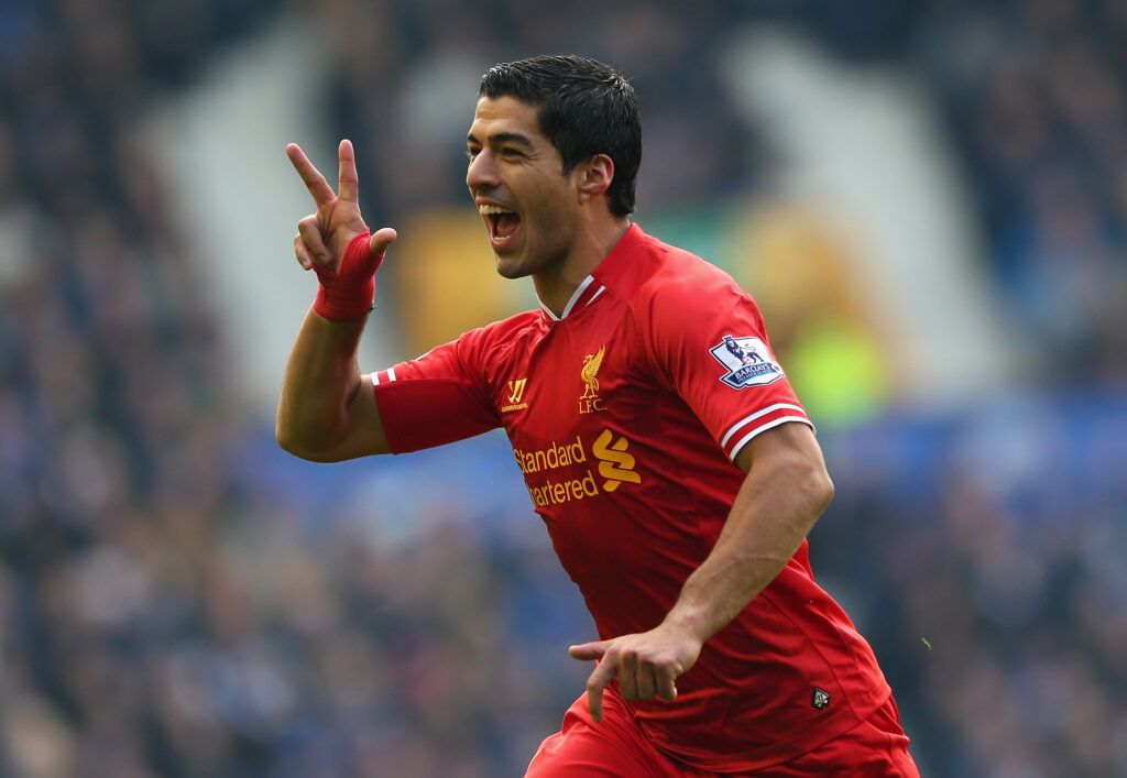 Luis Suarez celebrates goal for Liverpool