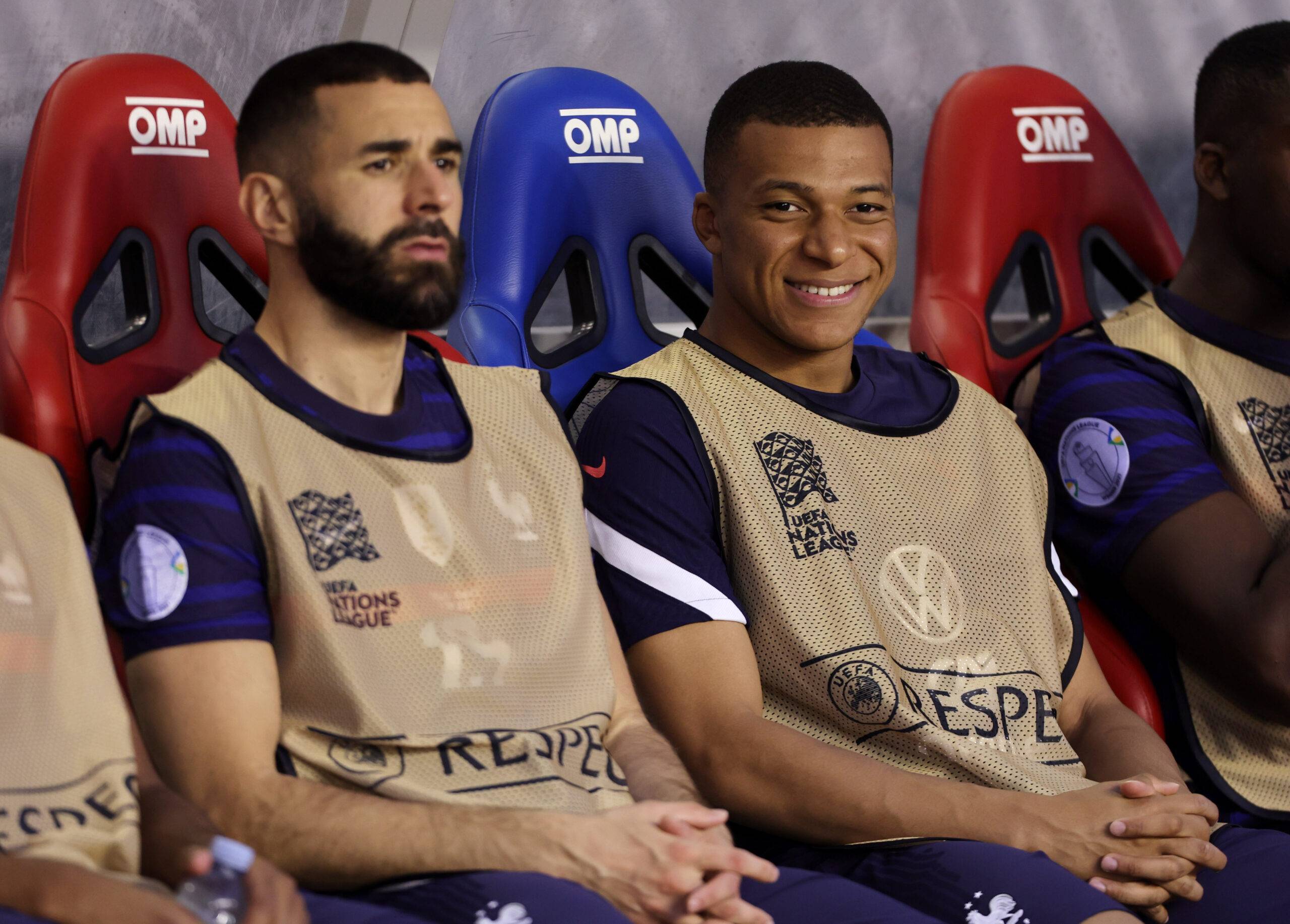 France's Benzema and Mbappe on the bench.