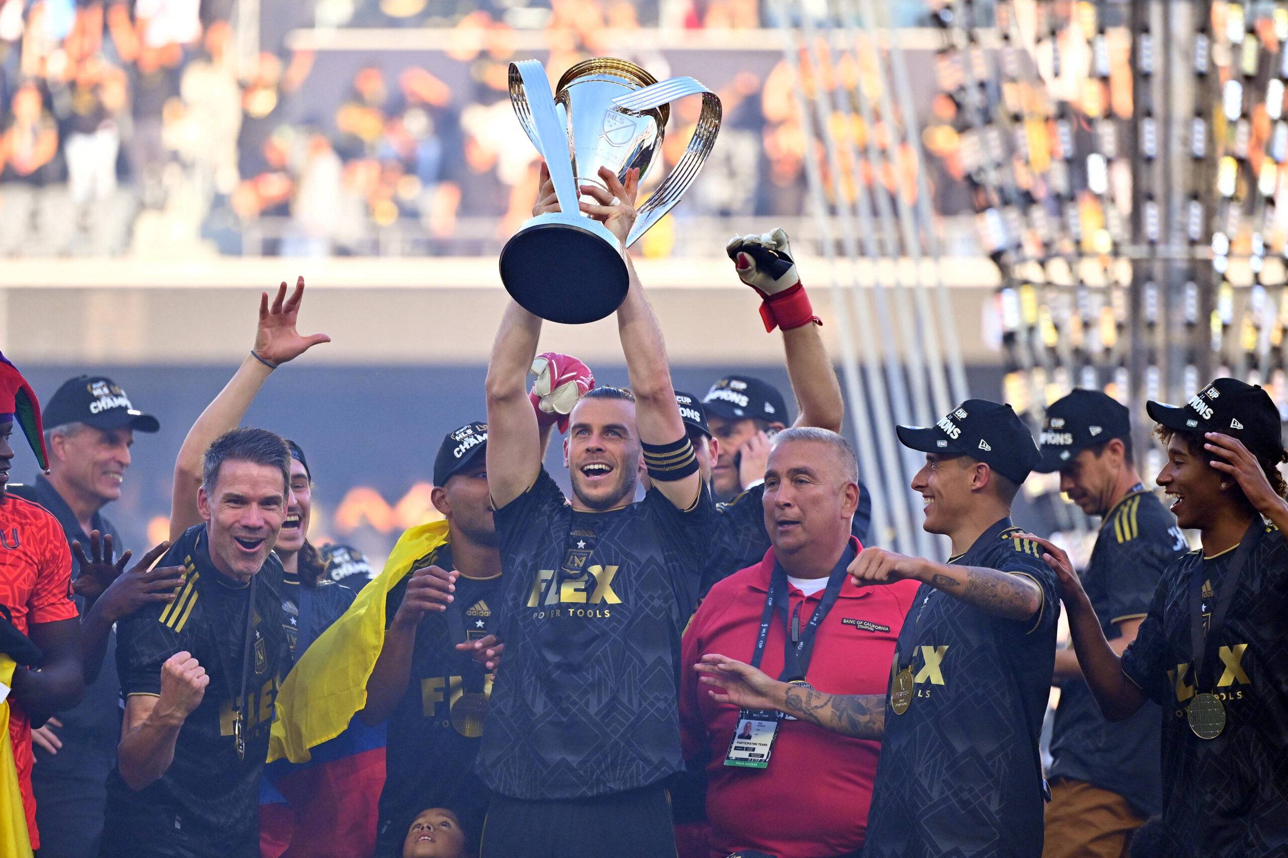 LAFC's Bale lifts the MLS Cup.