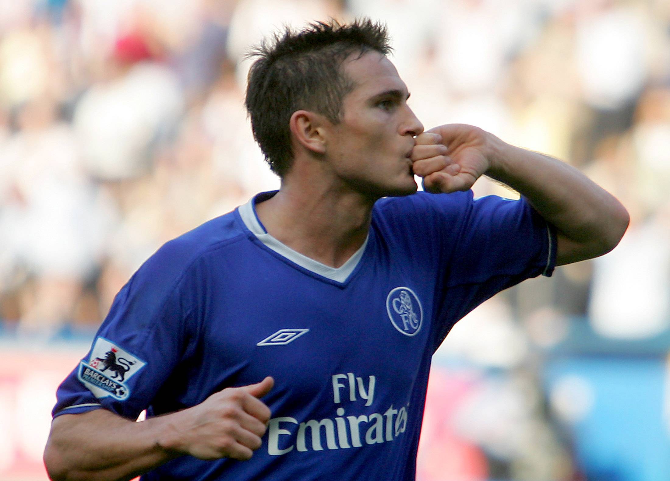 Chelsea legend Frank Lampard celebrates scoring versus Crystal Palace