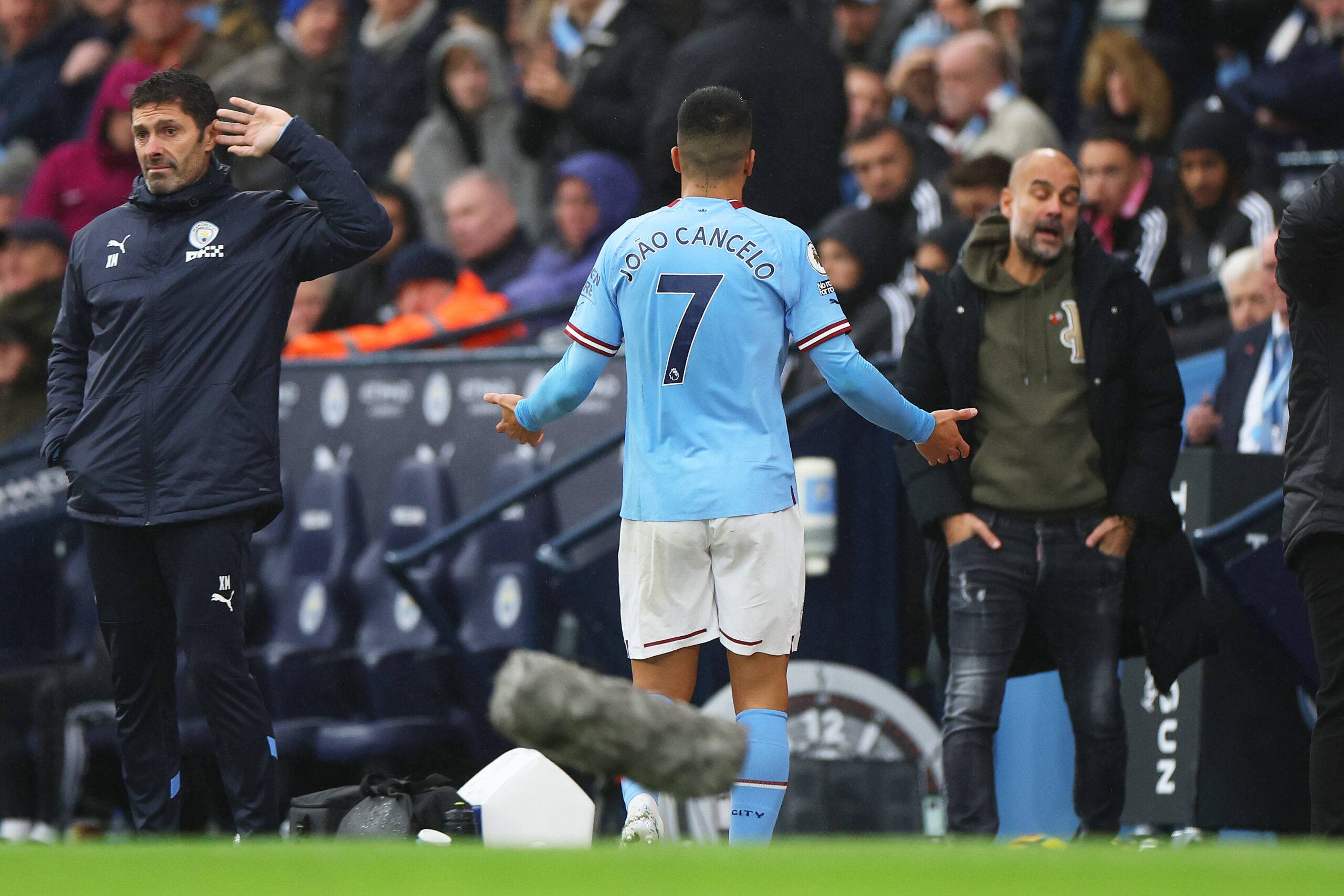 Pain for millions of FPL managers as Man City's Joao Cancelo given straight red card v Fulham