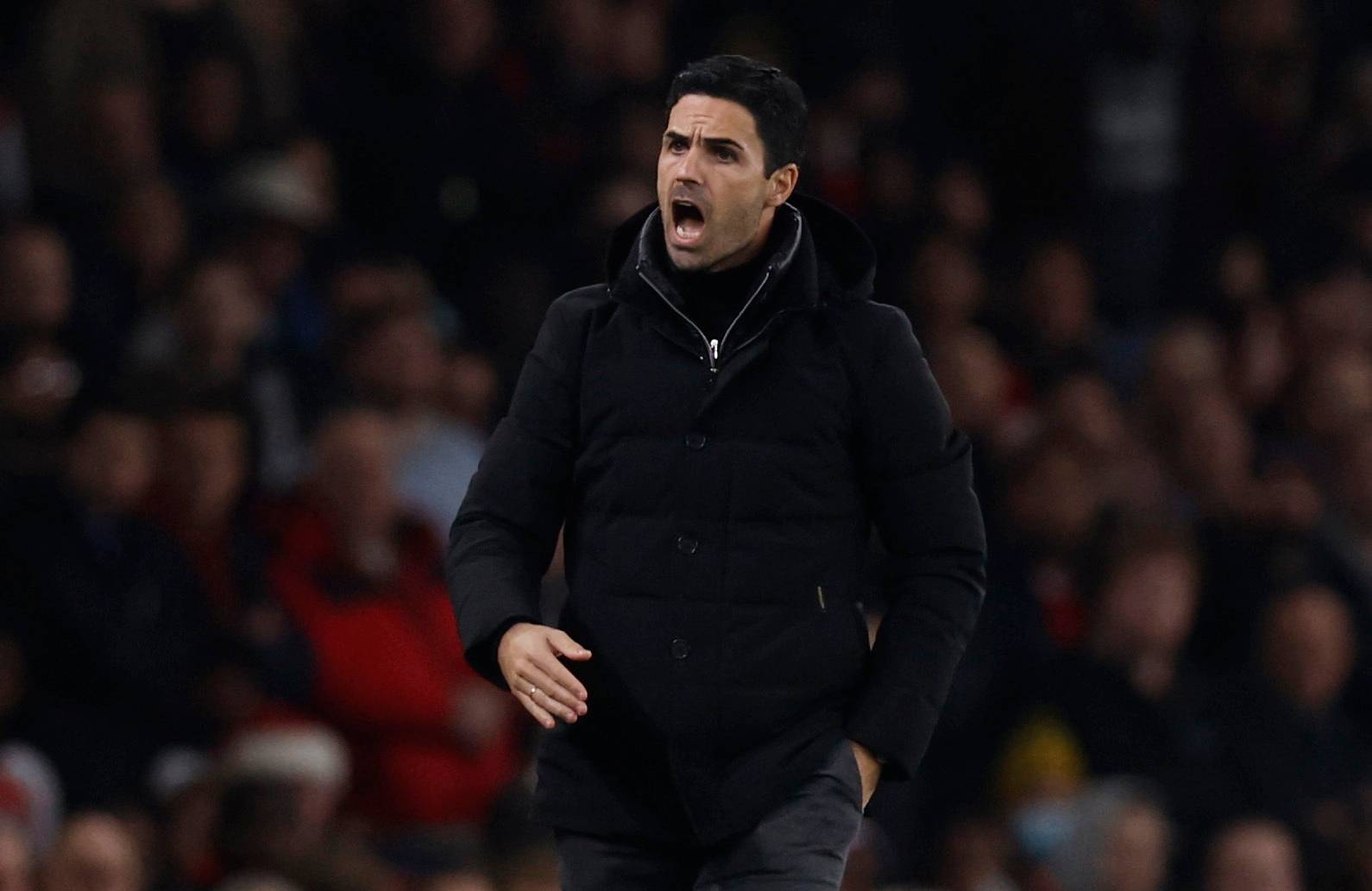 Mikel Arteta on the touchline during Arsenal's Europa League clash against FC Zurich