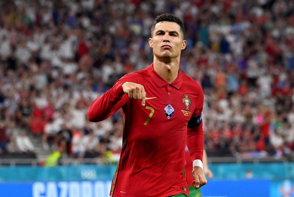 Cristiano Ronaldo feston një gol për Portugalinë